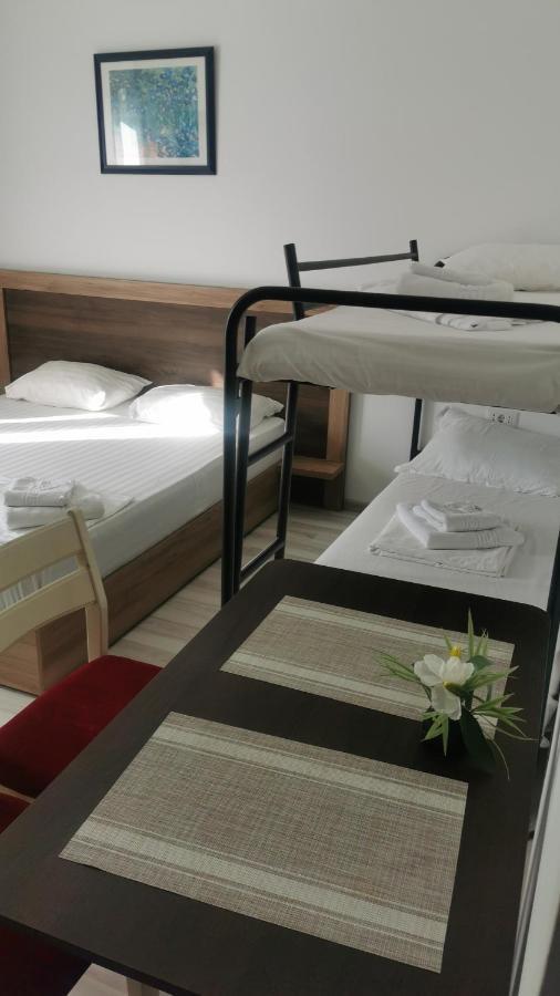 Ipsilanti House Apart otel Yaş Dış mekan fotoğraf